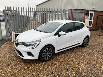 2022 (71) - 1.0 TCe 90 Iconic 5dr