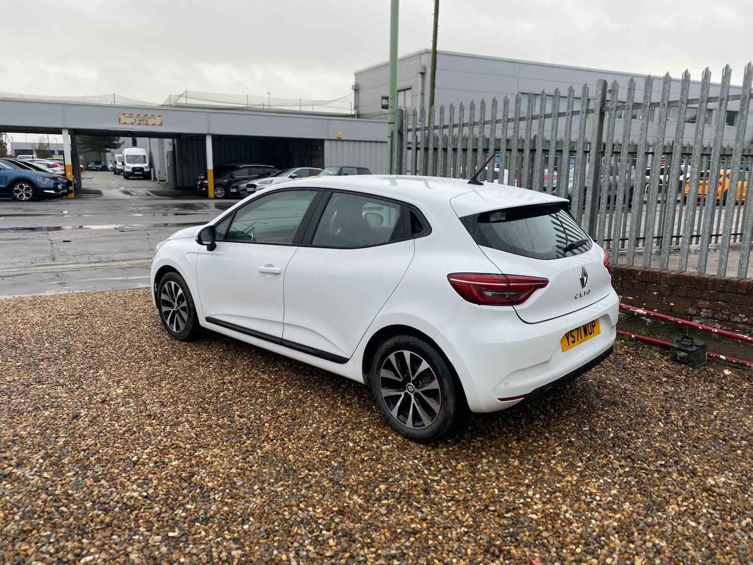 Used Renault Clio 2022 for sale - 77629150: Photo 3