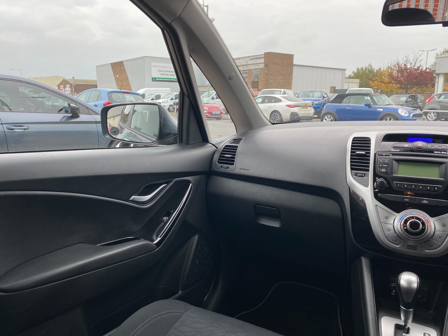 Used Hyundai Ix20 2015 for sale - 76265385: Photo 18