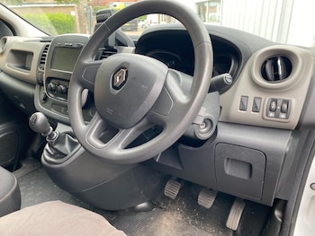 Used Renault Trafic 2019 for sale - 79218701: Photo
