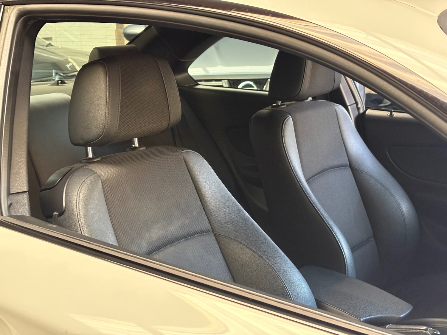 Used BMW 1 Series 2010 for sale - 77195030: Photo 30