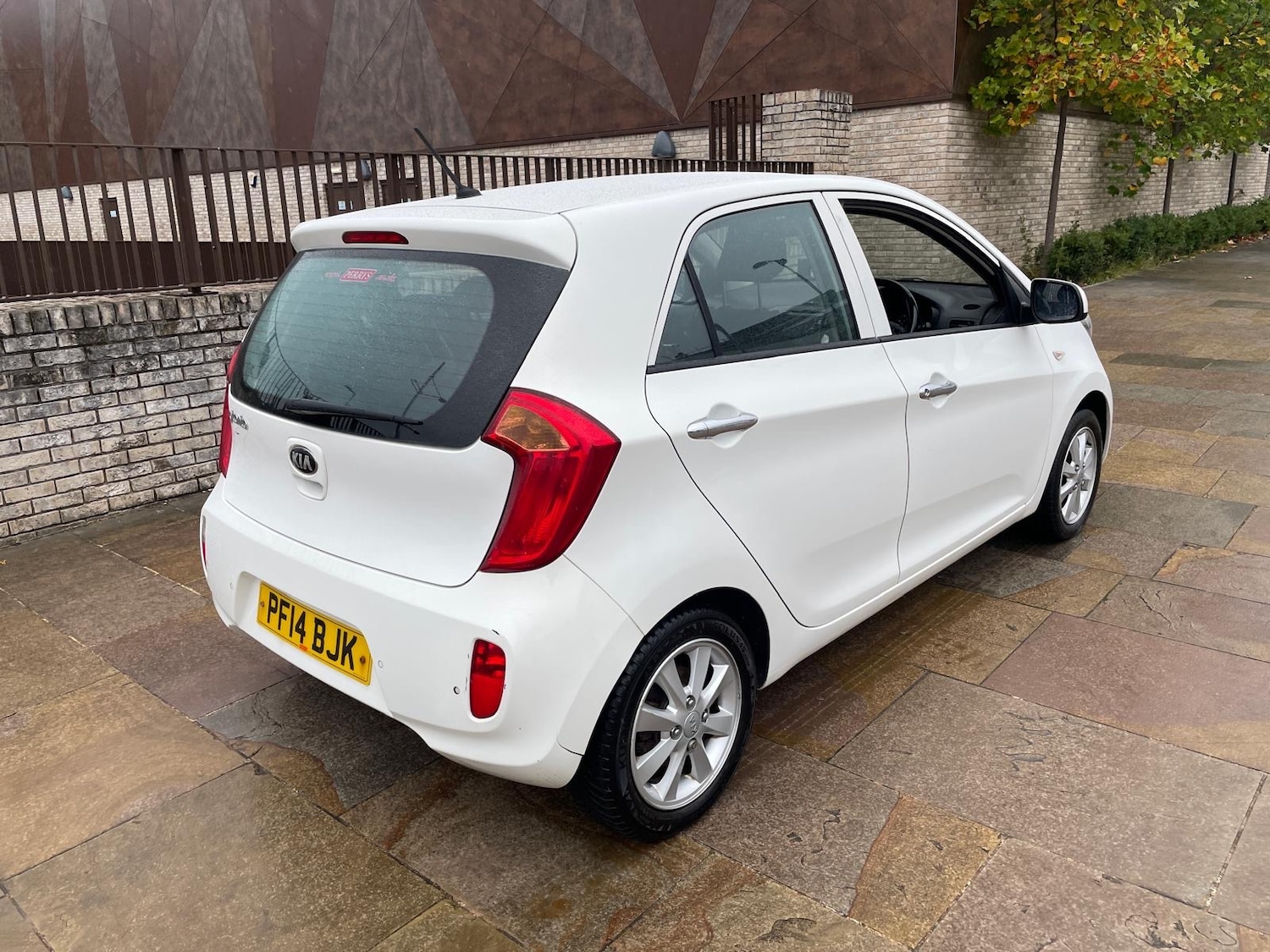 Used Kia Picanto 2014 for sale - 76334946: Photo 3