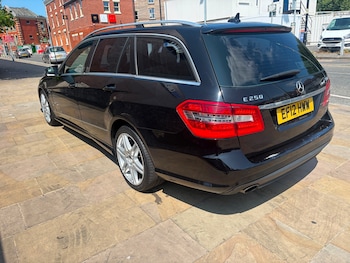 Used Mercedes-Benz E Class 2012 for sale - 79263917: Photo