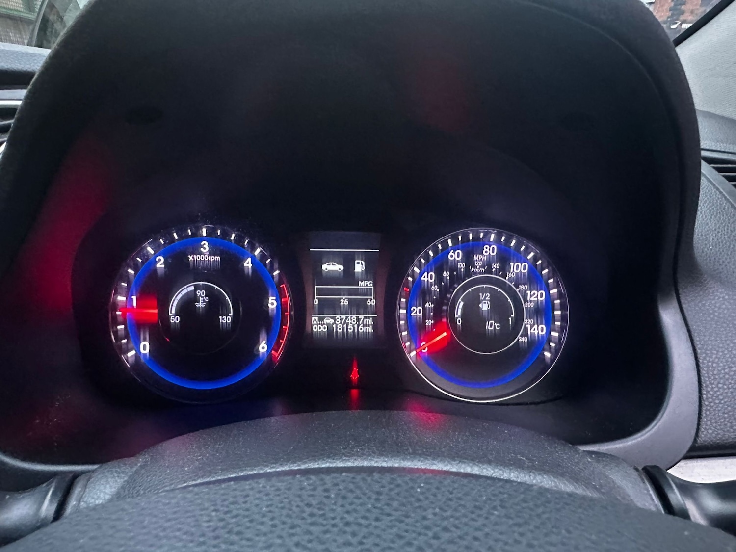 Used Hyundai i40 2015 for sale - 77311420: Photo 9