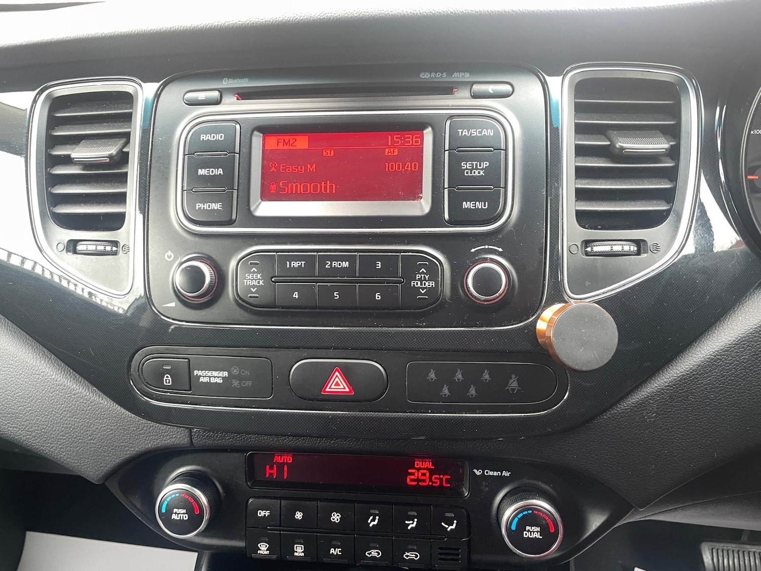 Used Kia Carens 2014 for sale - 76671143: Photo 13