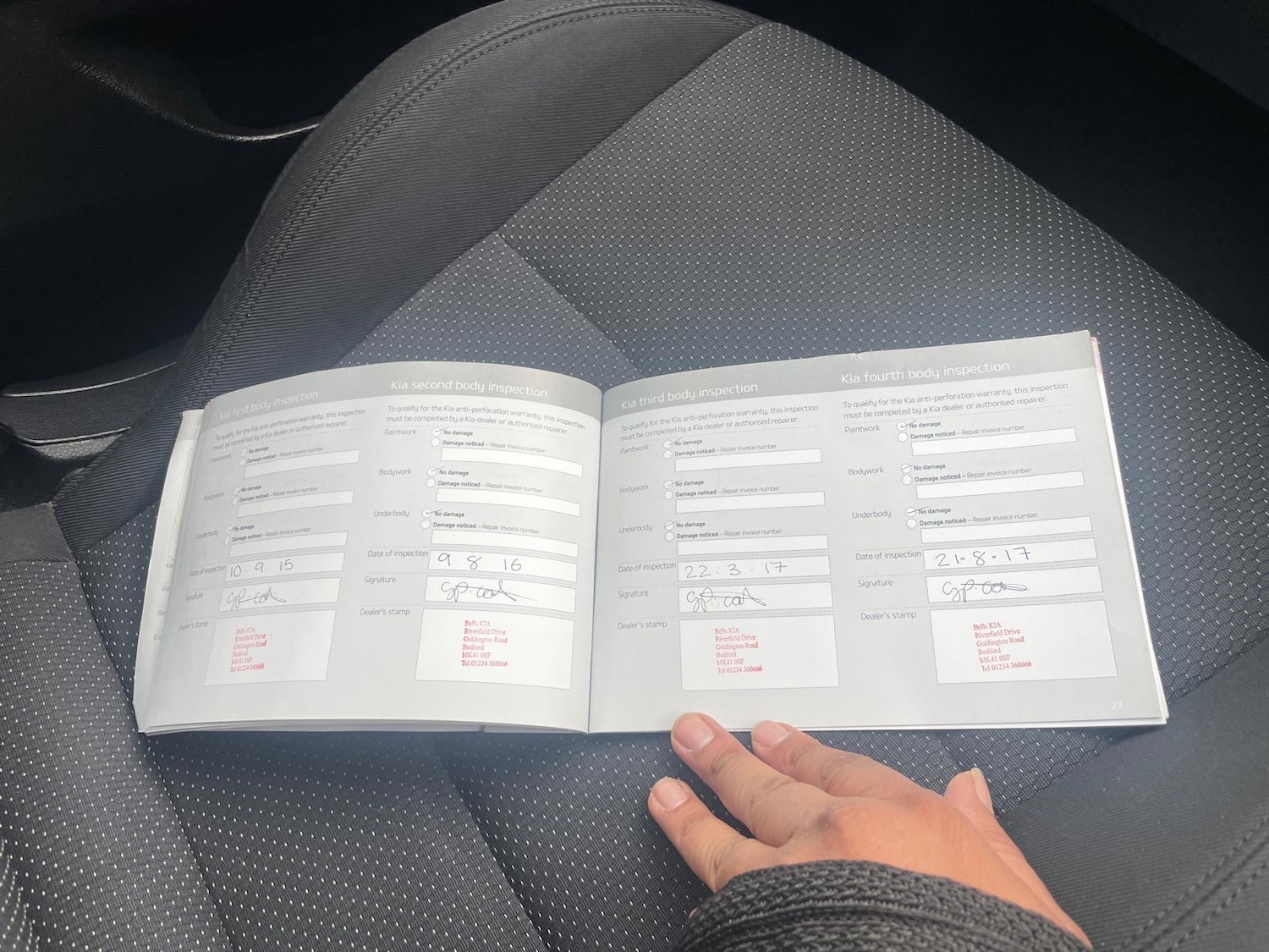 Used Kia Carens 2014 for sale - 76671143: Photo 30