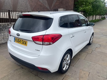 Used Kia Carens 2014 for sale - 76671143: Photo