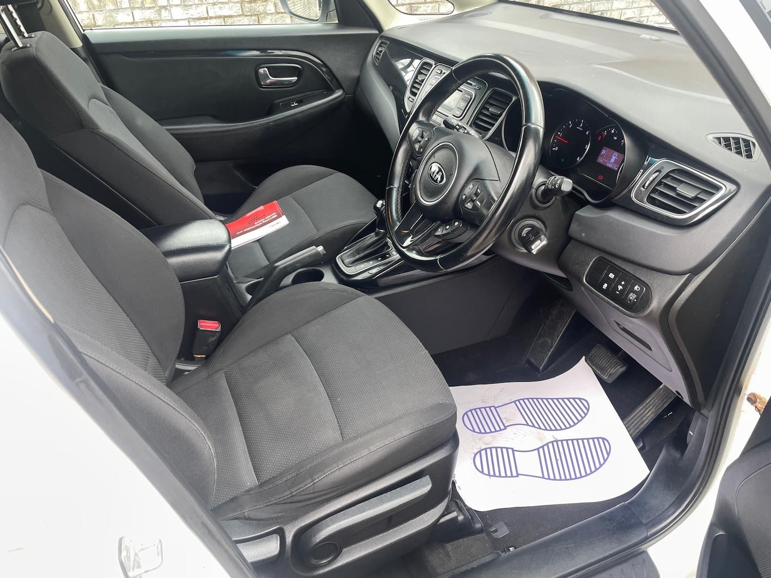 Used Kia Carens 2014 for sale - 76671143: Photo 8