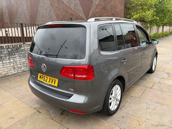 Used Volkswagen Touran 2012 for sale - 78610950: Photo