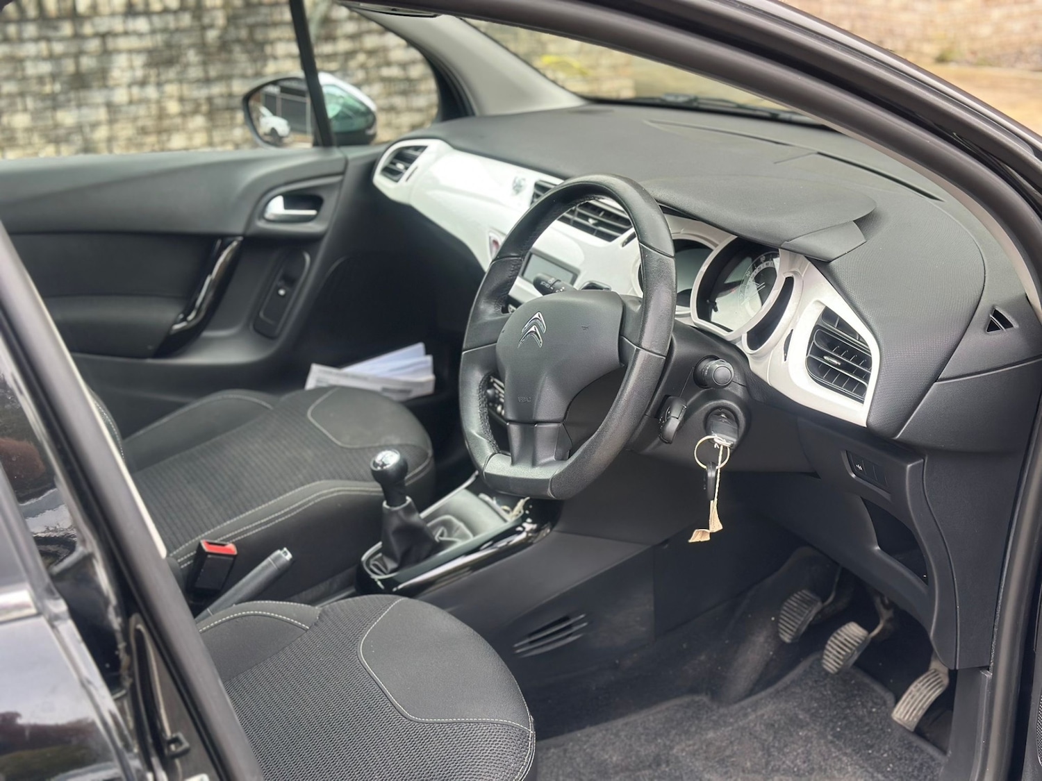 Used Citroen C3 2014 for sale - 76536898: Photo 8