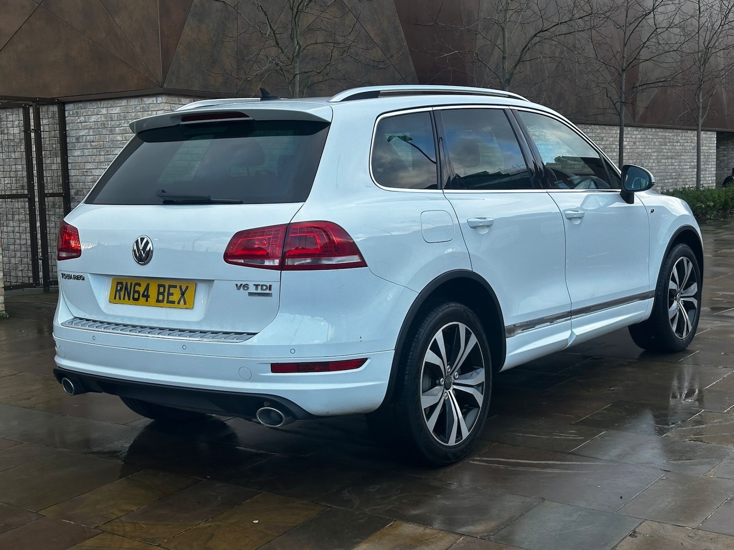 Used Volkswagen Touareg 2014 for sale - 77644019: Photo 2