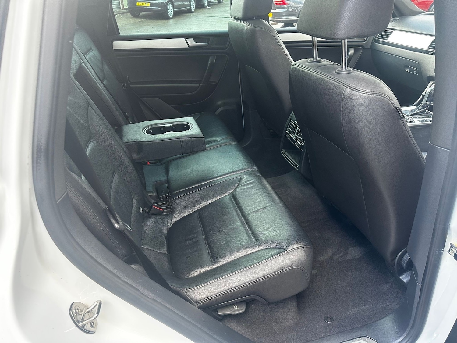 Used Volkswagen Touareg 2014 for sale - 77644019: Photo 7