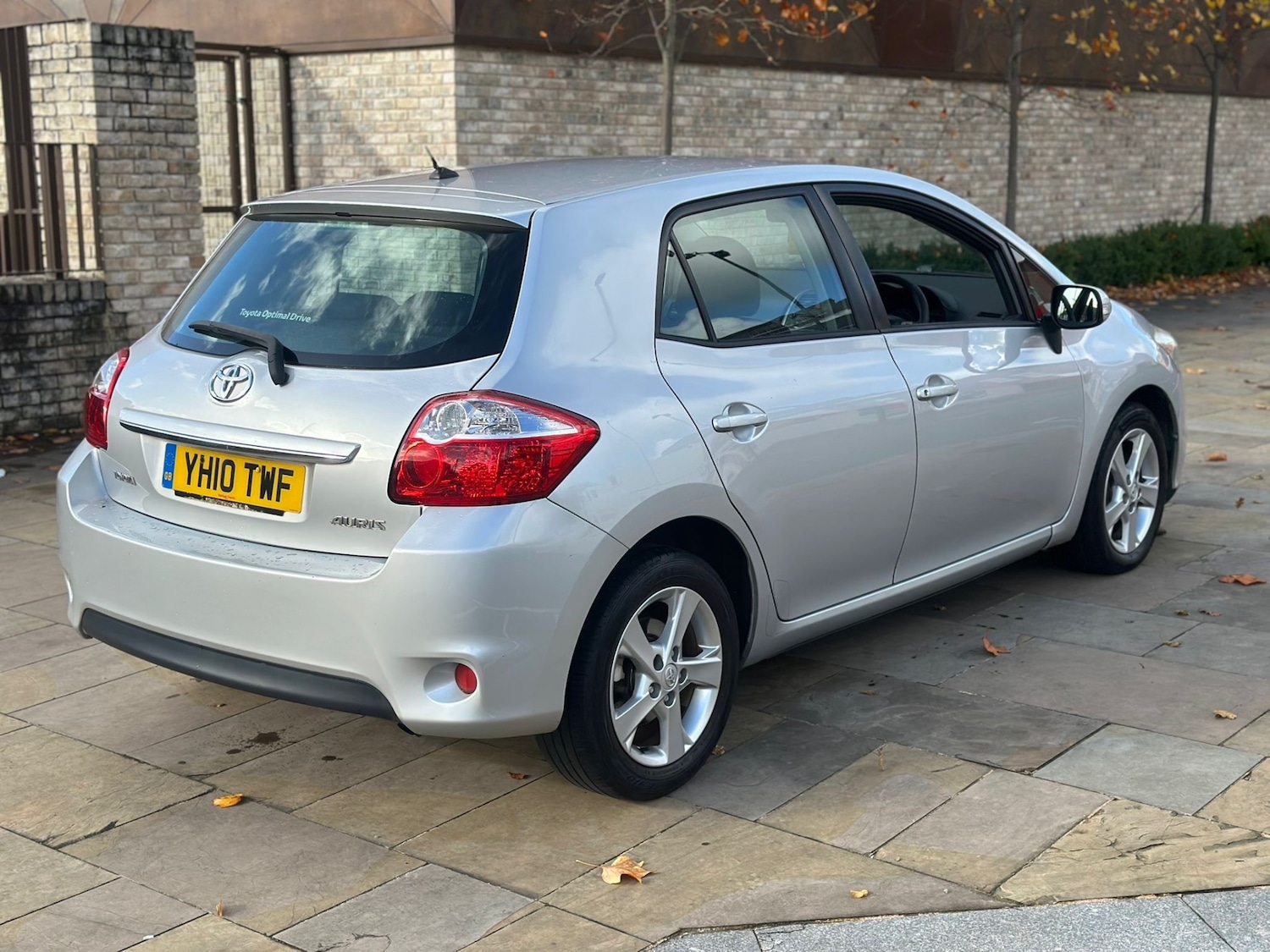 Used Toyota Auris 2010 for sale - 76427865: Photo 6