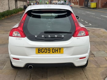 Used Volvo C30 2009 for sale - 76477347: Photo