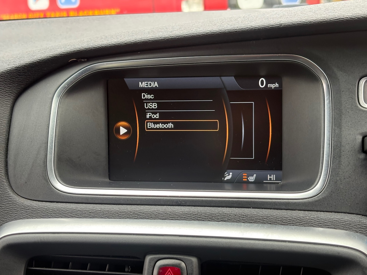 Used Volvo V40 2014 for sale - 78097596: Photo 25