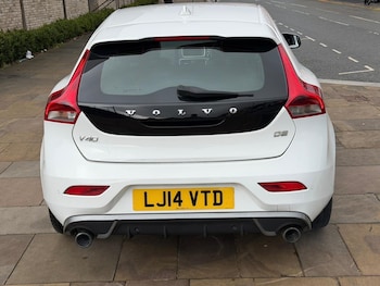 Used Volvo V40 2014 for sale - 78097596: Photo