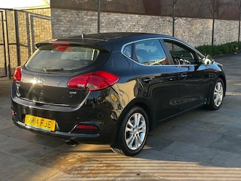 Used Kia Ceed 2014 for sale - 77028391: Photo