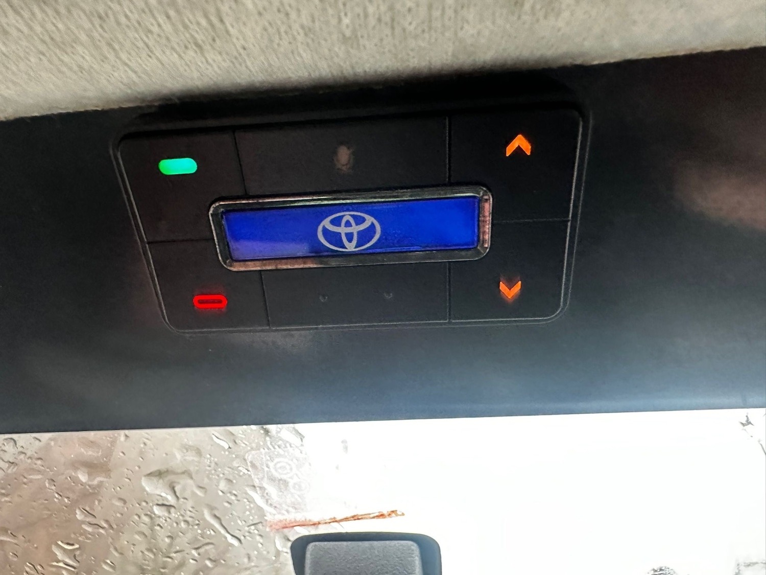 Used Toyota AYGO 2011 for sale - 77697800: Photo 12