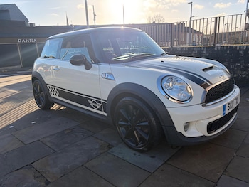 MINI Hatch feature image