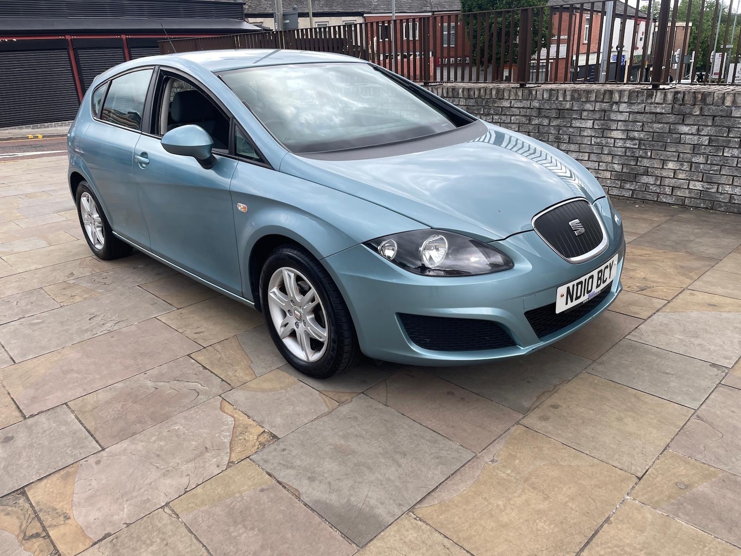 Used SEAT Leon 2010 for sale - 76364100: Photo 1