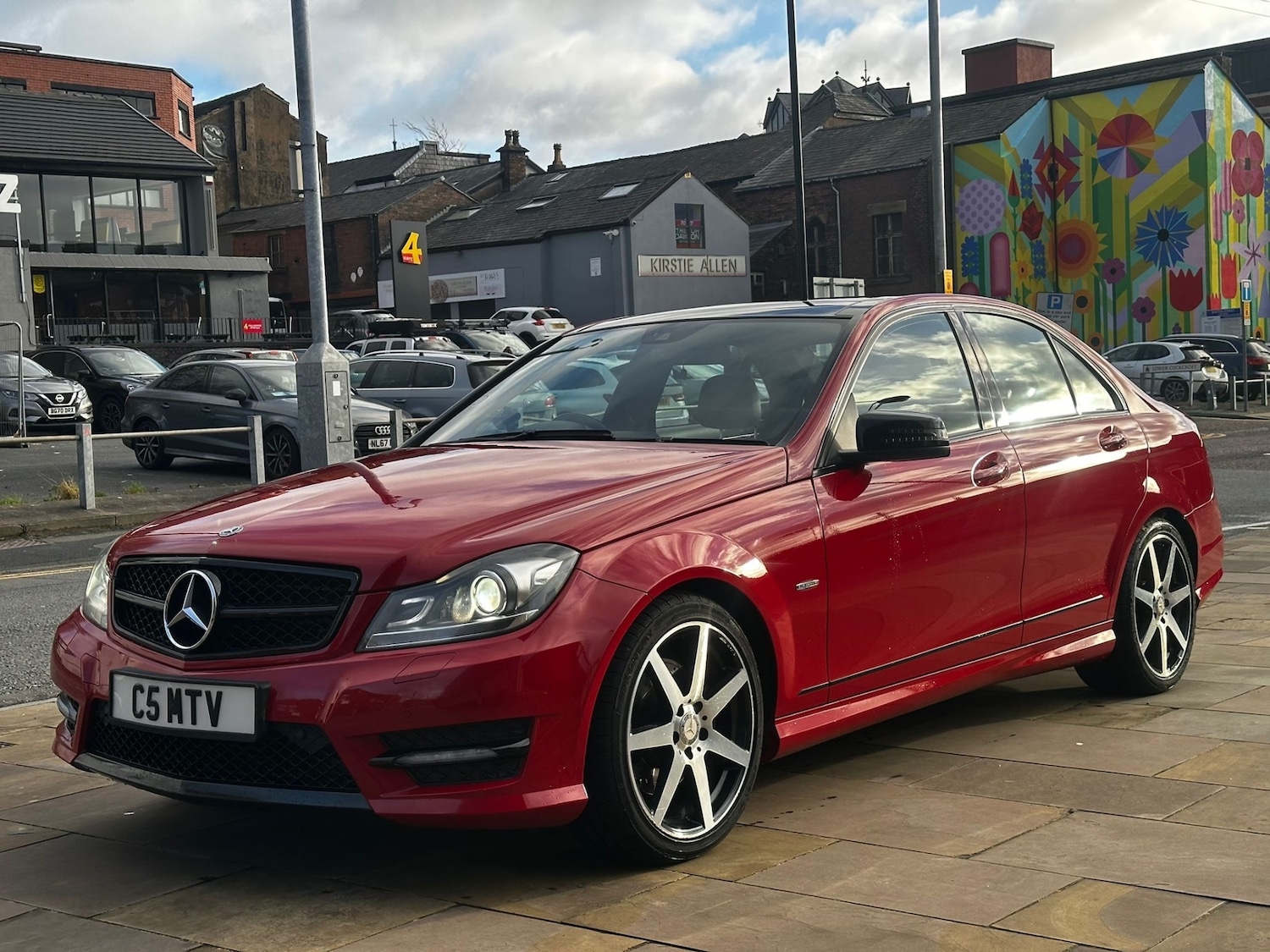 Used Mercedes-Benz C Class 2012 for sale - 77006192: Photo 5