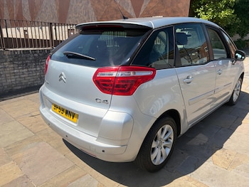 Used Citroen C4 Picasso 2009 for sale - 79232286: Photo