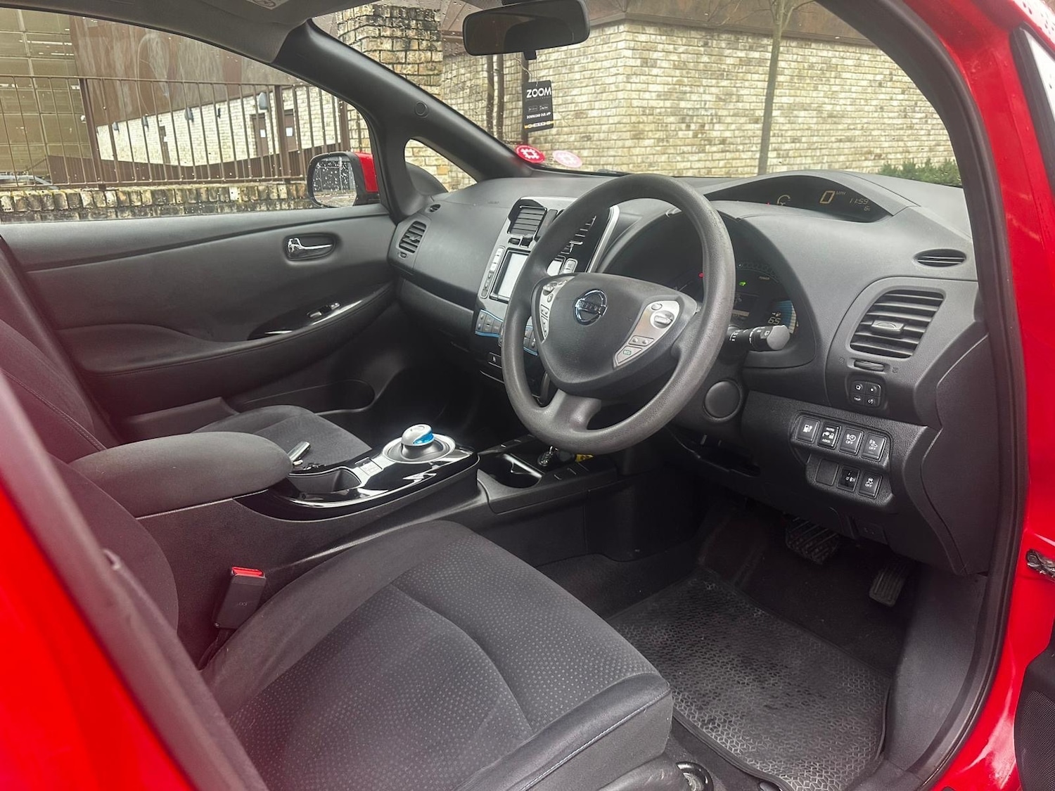 Used Nissan Leaf 2015 for sale - 77286413: Photo 5