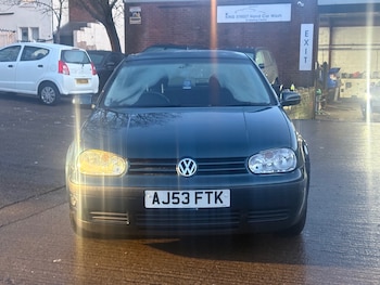 Used Volkswagen Golf 2003 for sale - 76750589: Photo