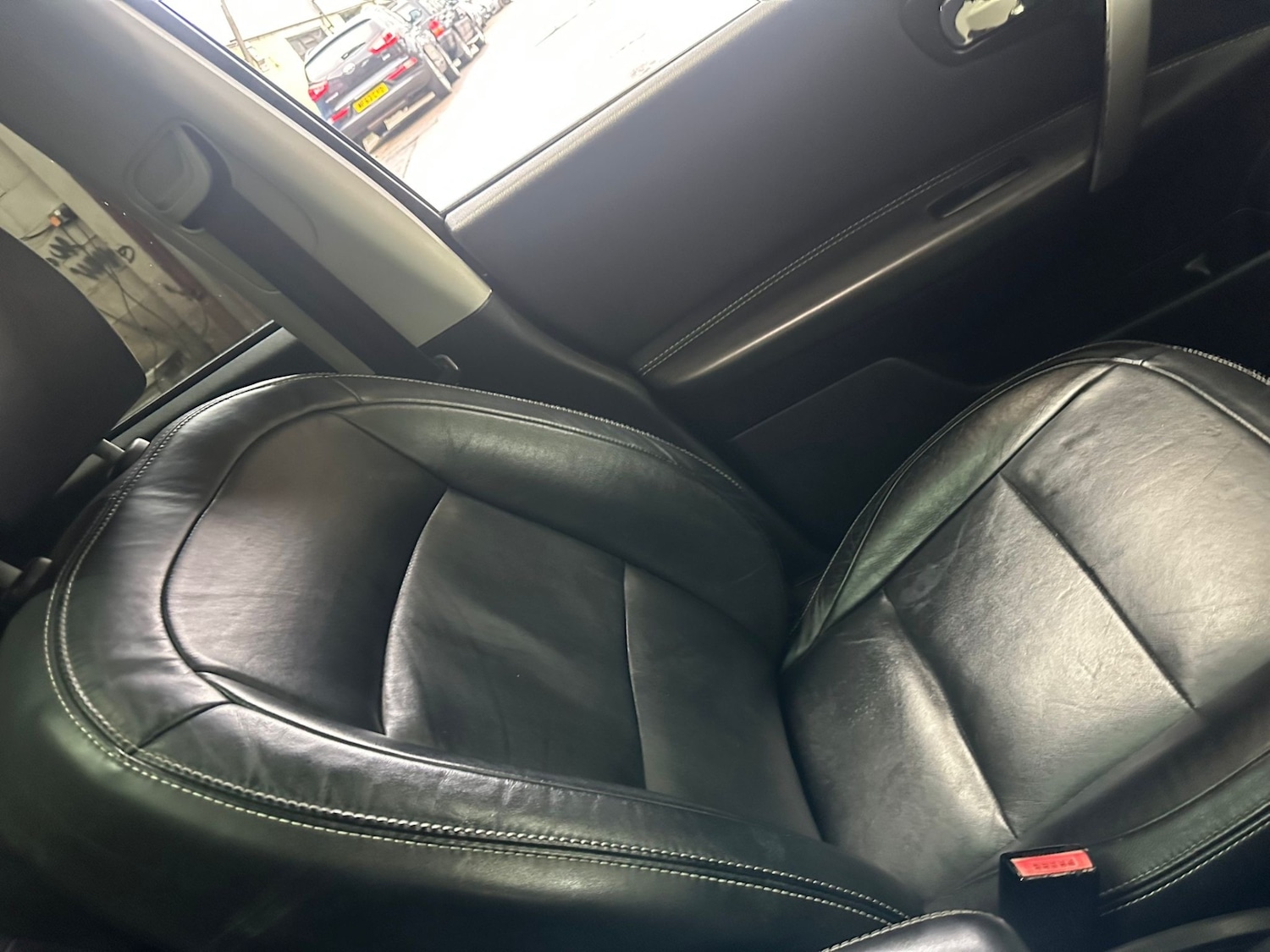 Used Nissan Qashqai 2011 for sale - 76560857: Photo 8