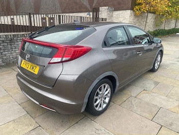 Used Honda Civic 2013 for sale - 76334890: Photo