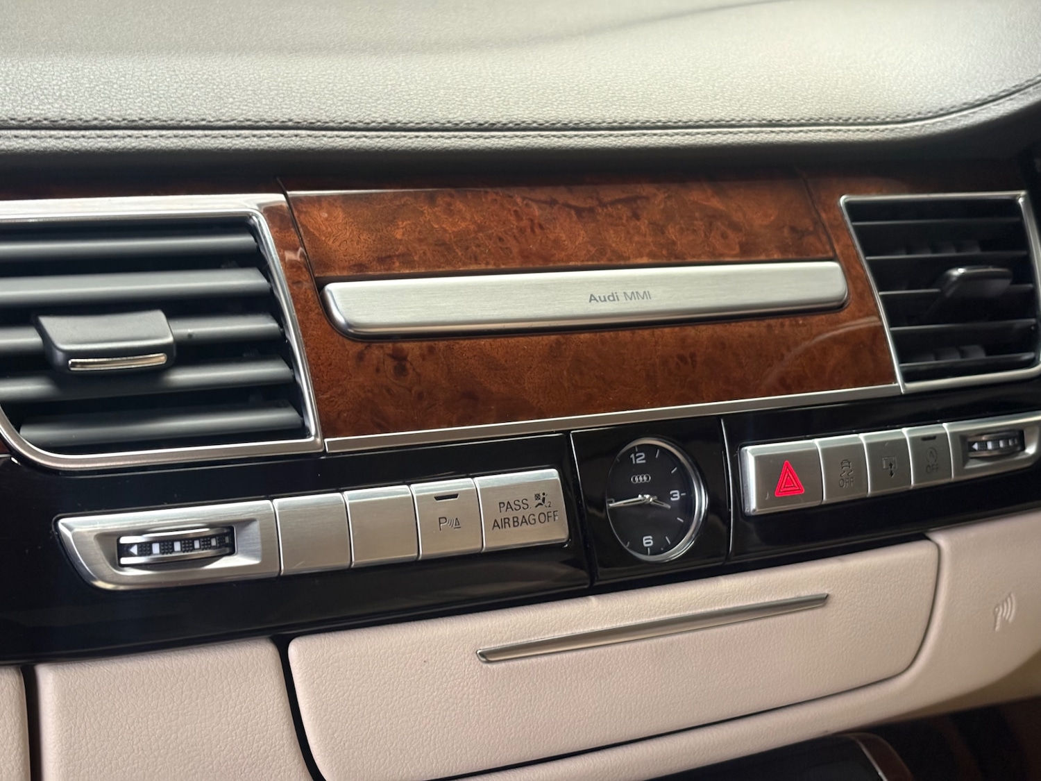 Used Audi A8 2010 for sale - 77426261: Photo 18