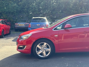 Used Vauxhall Astra 2015 for sale - 79025319: Photo
