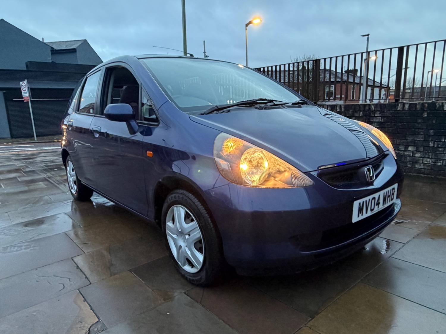 Used Honda Jazz 2004 for sale - 77631303: Photo 1