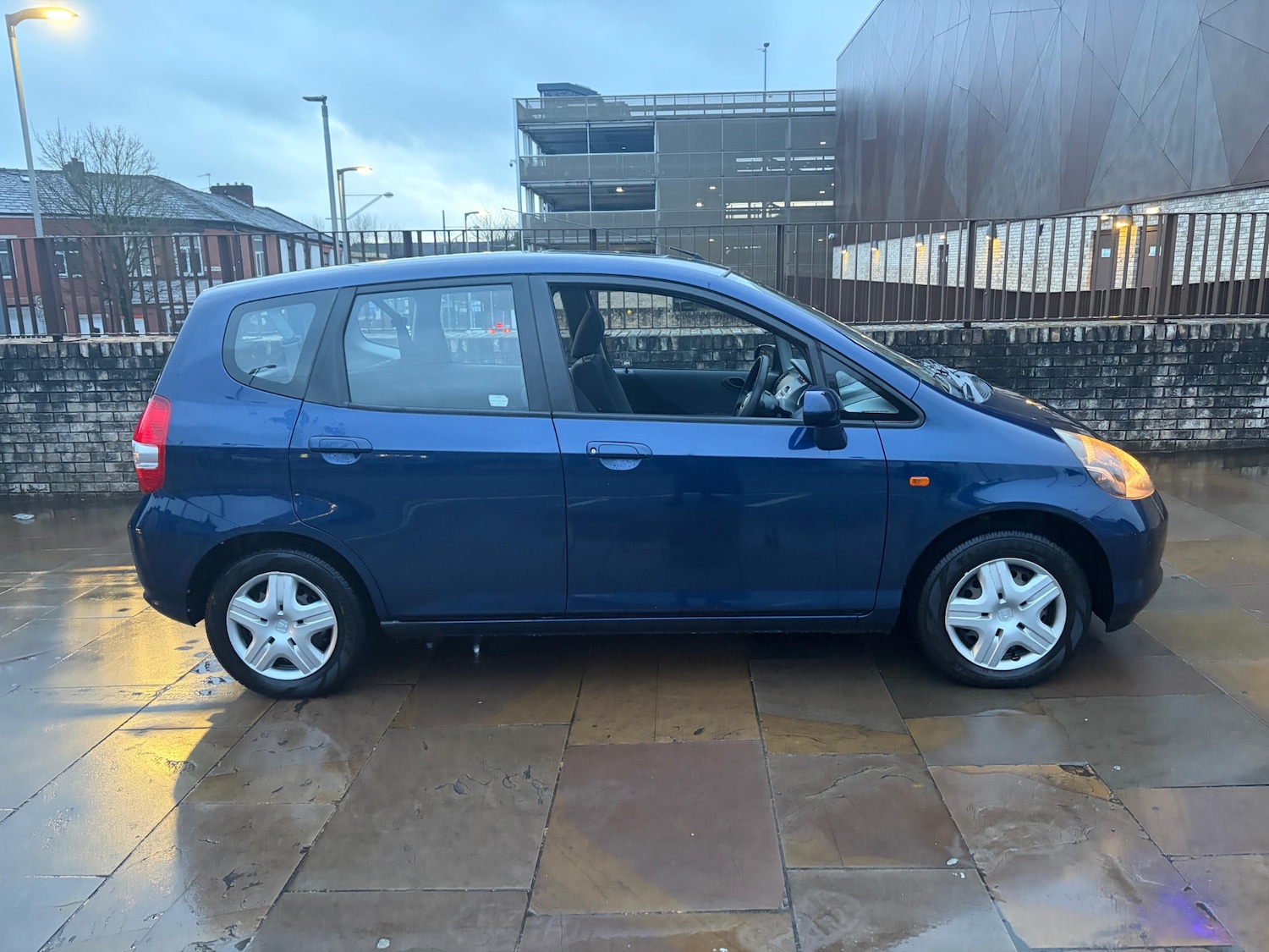 Used Honda Jazz 2004 for sale - 77631303: Photo 2