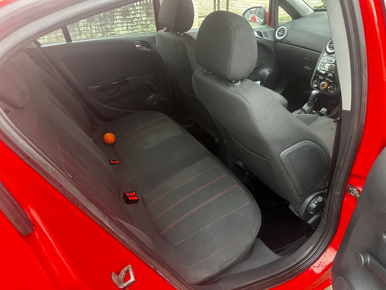 Used Vauxhall Corsa 2011 for sale - 77214736: Photo 9