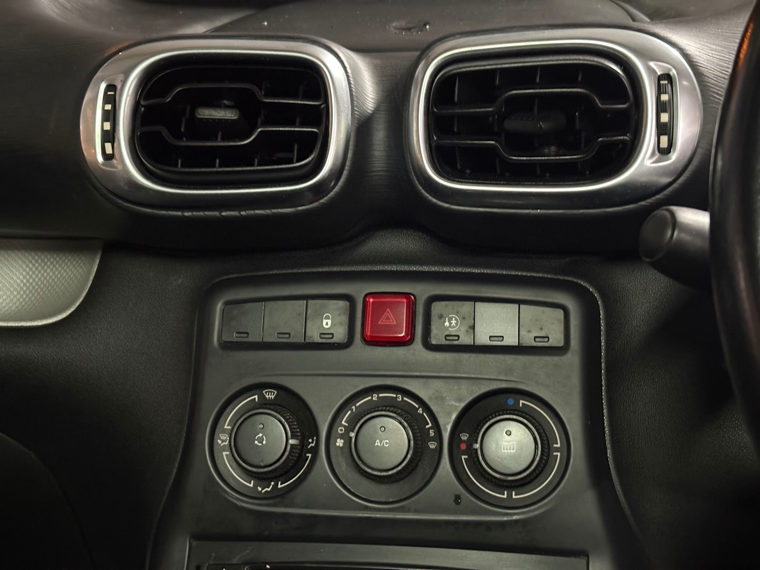 Used Citroen C3 Picasso 2014 for sale - 76659433: Photo 28