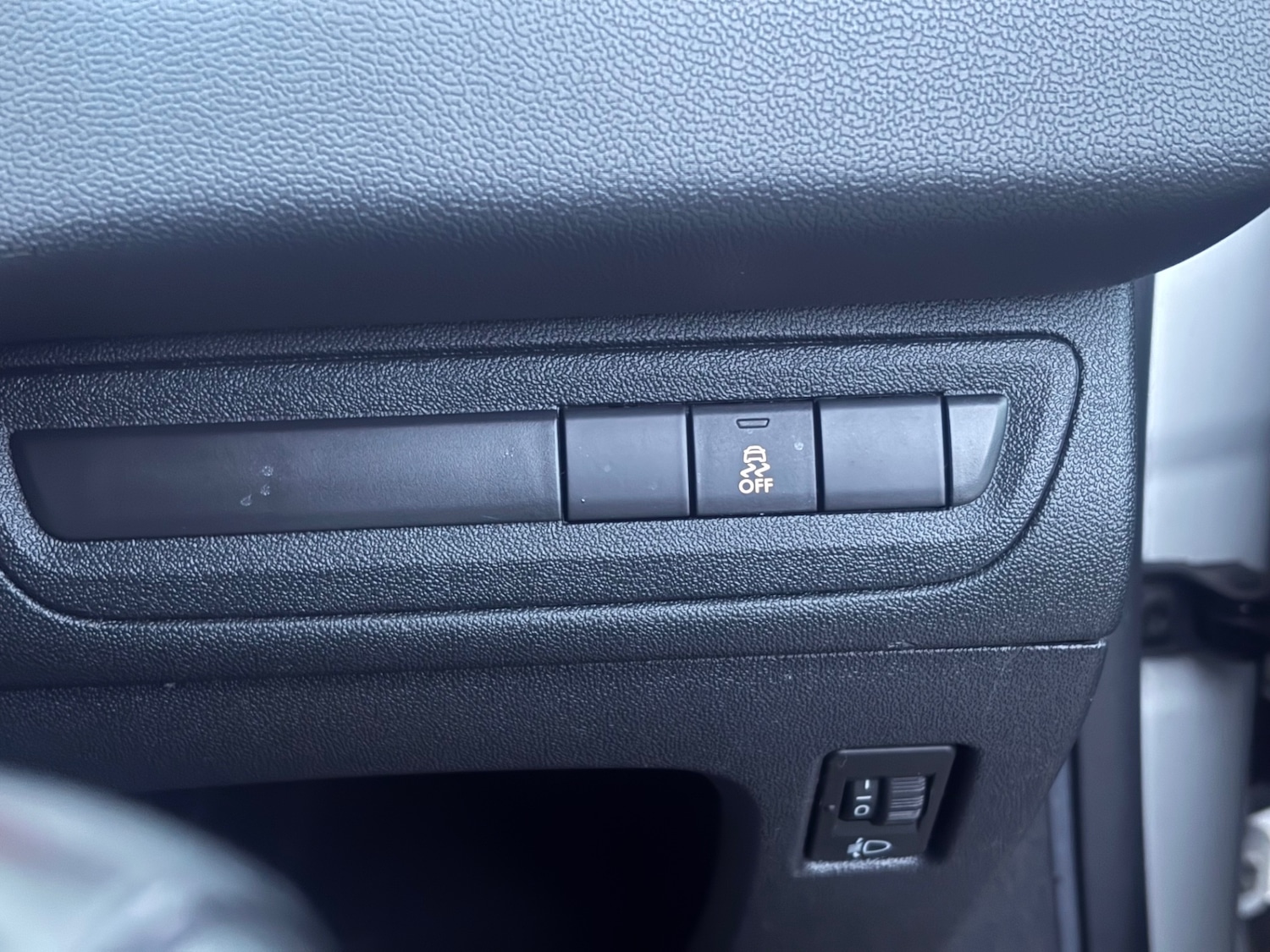 Used Peugeot 208 2014 for sale - 76750265: Photo 22