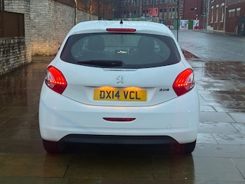 Used Peugeot 208 2014 for sale - 76750265: Photo