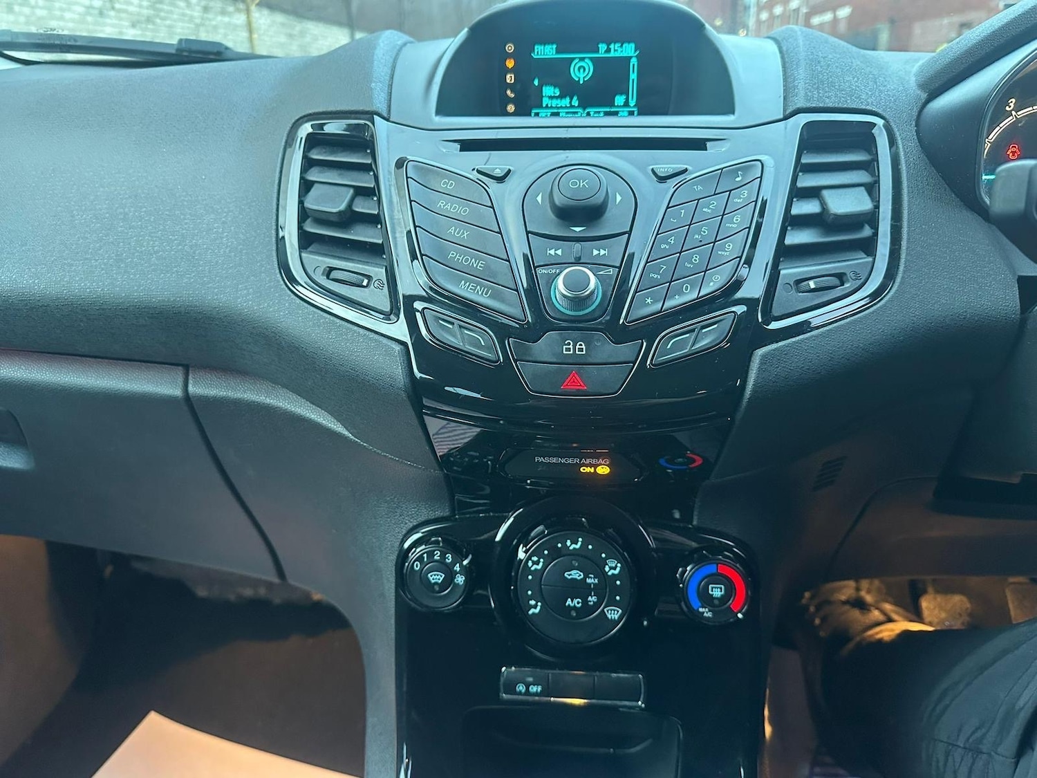 Used Ford Fiesta 2013 for sale - 76882056: Photo 8