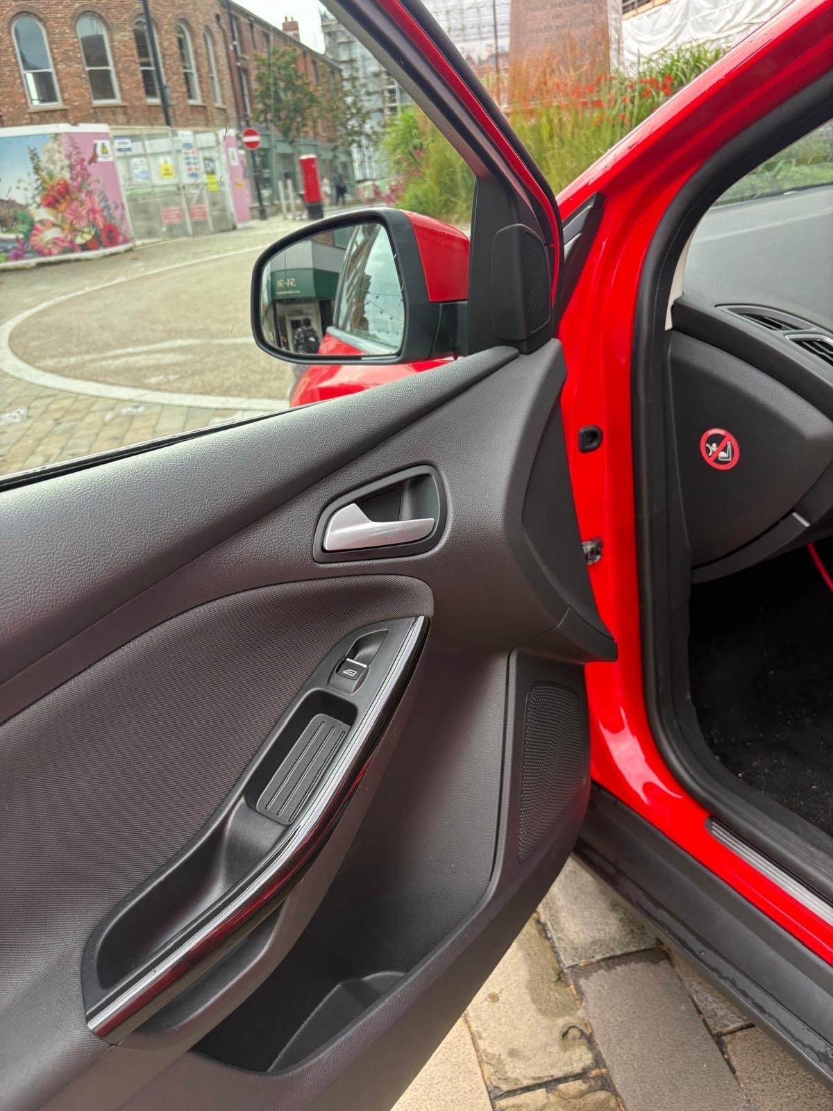 Used Ford Focus 2016 for sale - 76347394: Photo 16