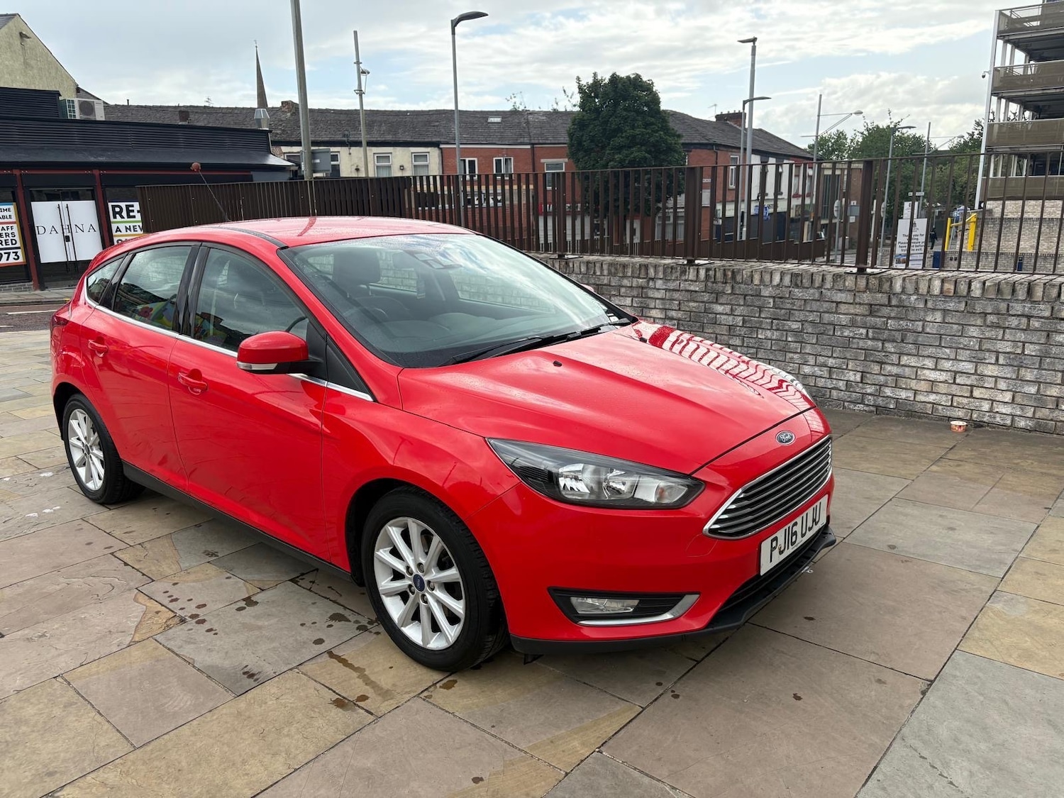 Used Ford Focus 2016 for sale - 76347394: Photo 2