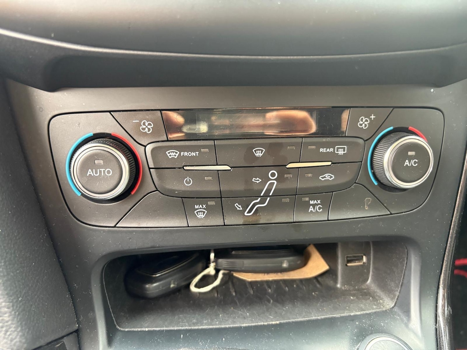 Used Ford Focus 2016 for sale - 76347394: Photo 21