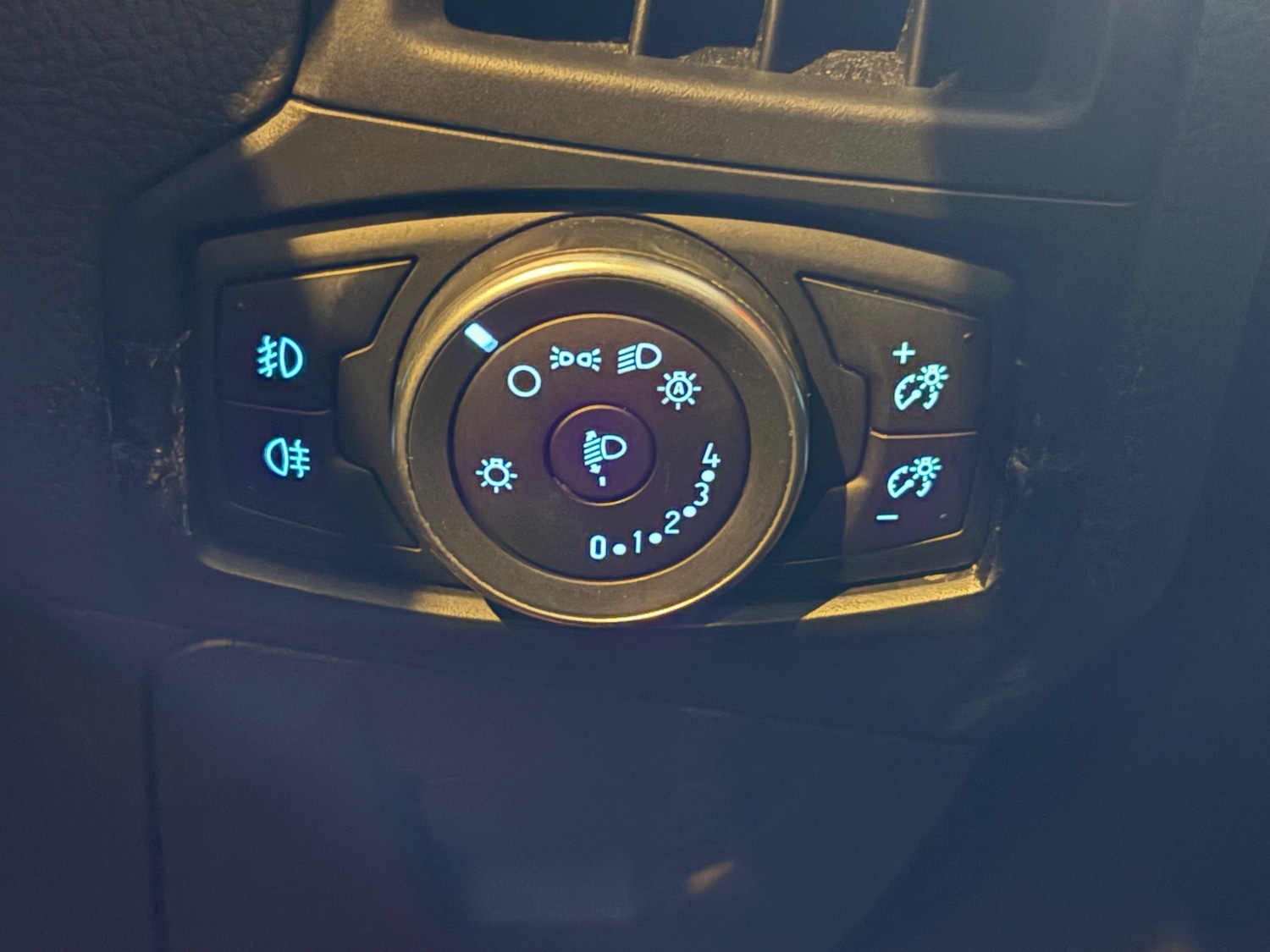 Used Ford Focus 2016 for sale - 76347394: Photo 28