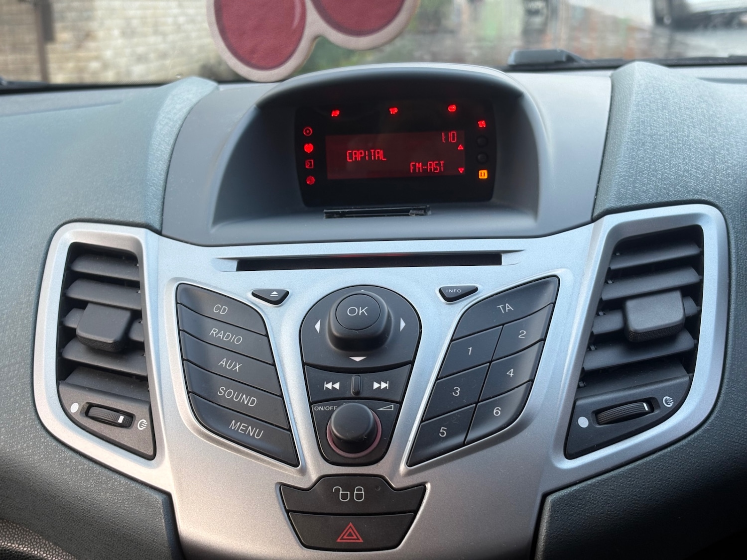 Used Ford Fiesta 2009 for sale - 76924725: Photo 15