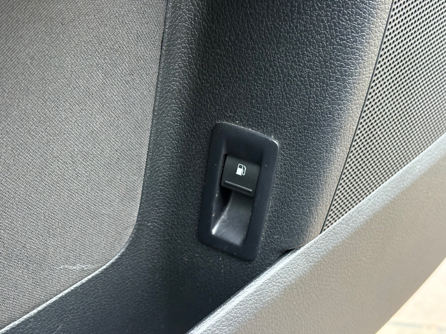 Used Volkswagen Golf Plus 2012 for sale - 76854901: Photo 28