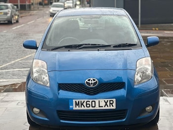 Used Toyota Yaris 2010 for sale - 76900097: Photo