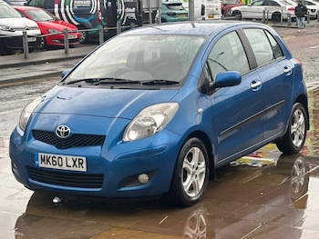 Used Toyota Yaris 2010 for sale - 76900097: Photo