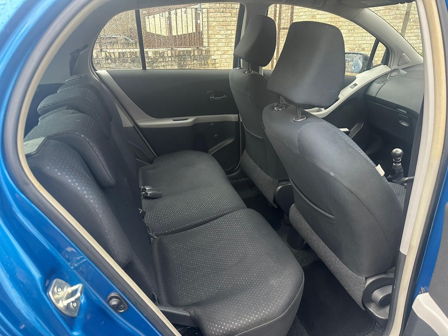 Used Toyota Yaris 2010 for sale - 76900097: Photo 5