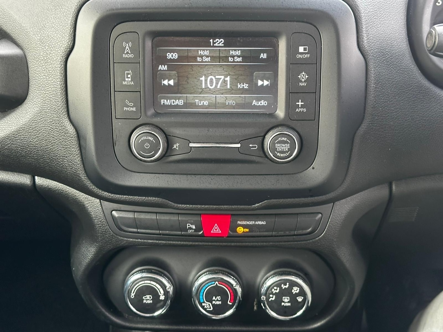 Used Jeep Renegade 2016 for sale - 77028389: Photo 11