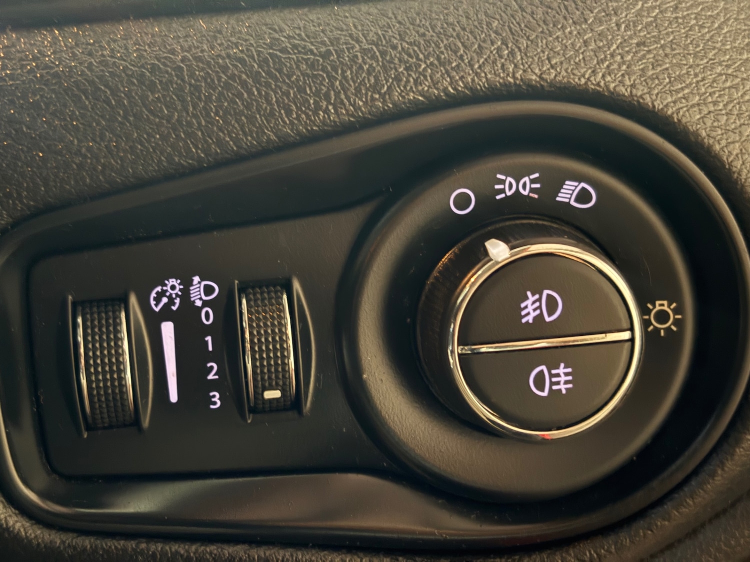 Used Jeep Renegade 2016 for sale - 77028389: Photo 25